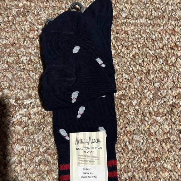 *NWT* Men NEIMAN MARCUS Over The Calf Italian Made Luxe Dress Socks (per pair). - Picture 11 of 16